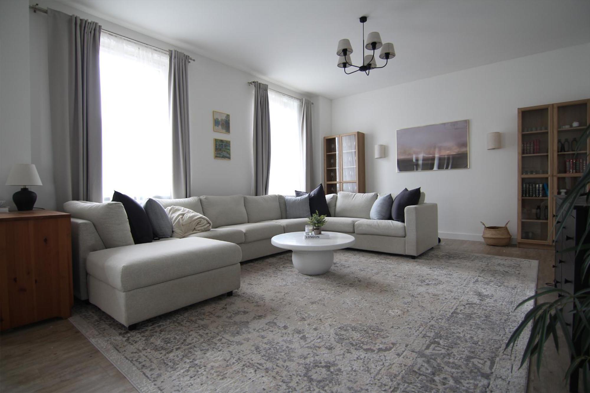 Ferienhaus Haus Mit Pool, Garten Und Gym In *